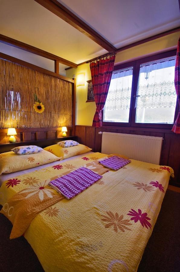 Yellow Paradise House Hrabušice Quarto foto