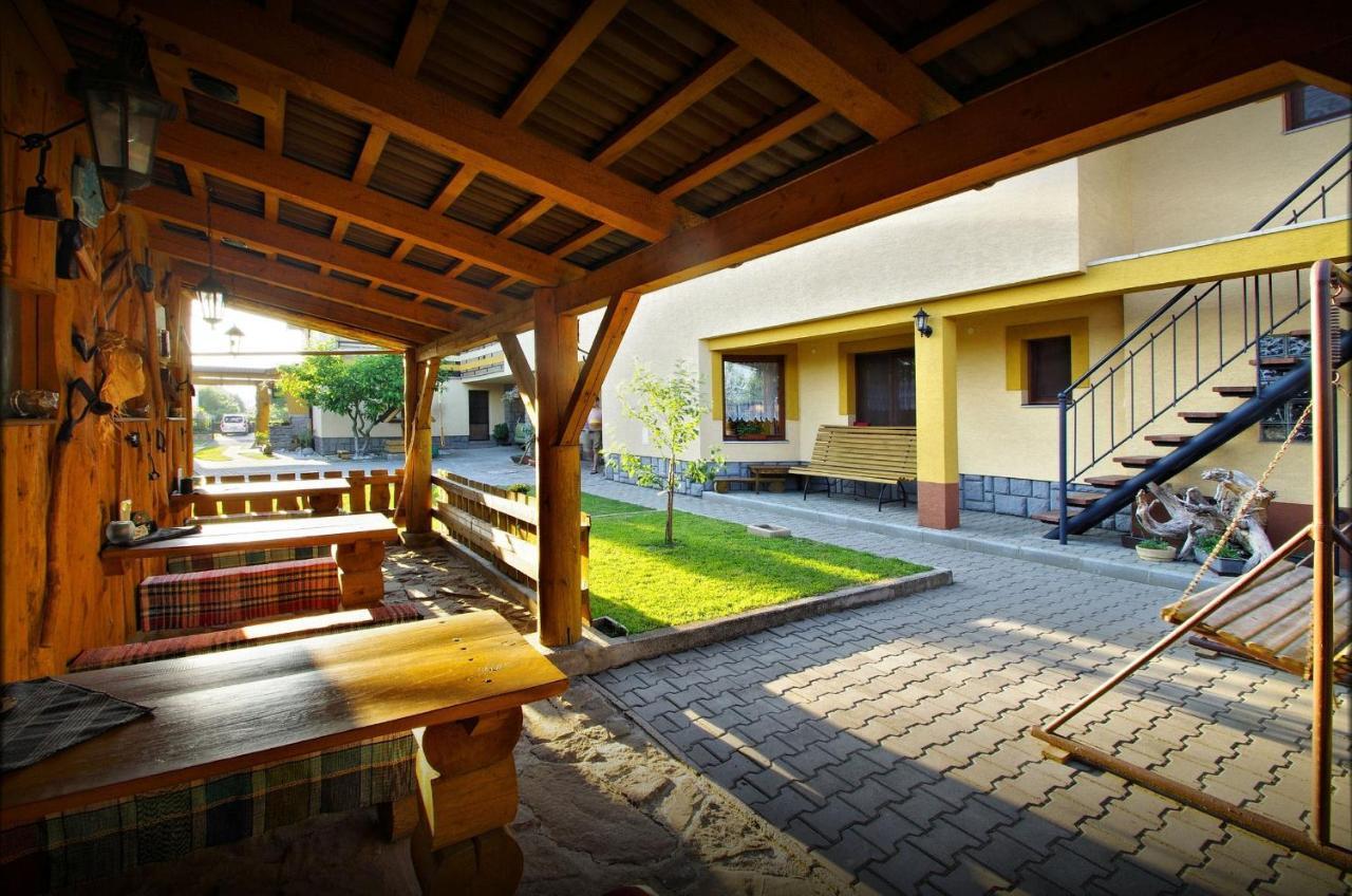 Yellow Paradise House Hrabušice Exterior foto